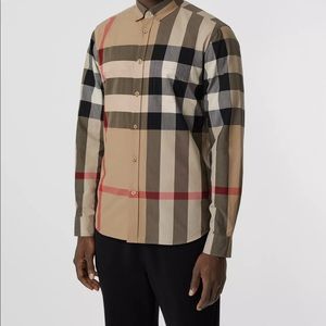 Burberry Somerton Check Print Shirt - Beige. New with Tags.100% authentic.